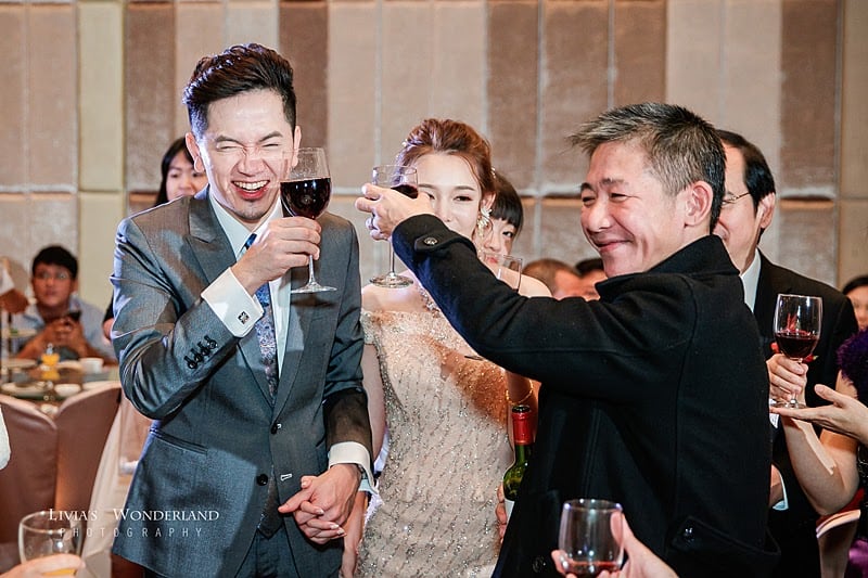 隱適美隱形牙套日記-invisalign-戴蒙矯正器-牙齒矯正心得比較-Angus婚禮照片2