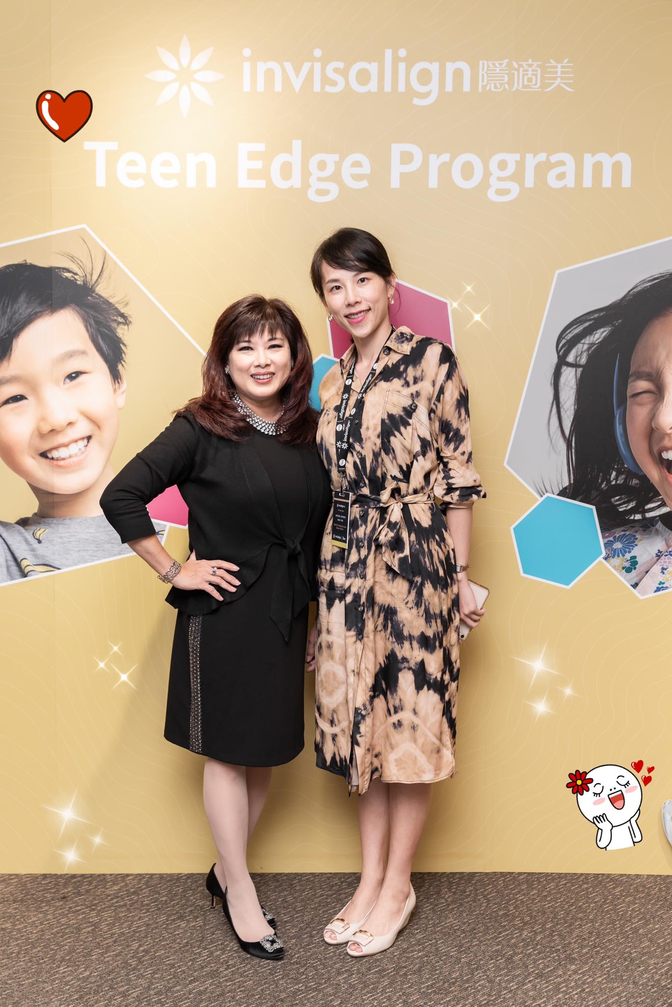 隱適美權威合照-台中牙齒矯正-楊念珊醫師-青少年牙齒矯正