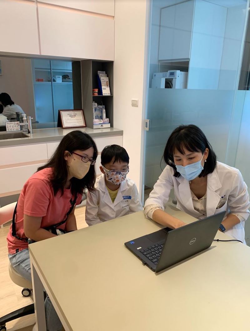 2022小小牙醫營-3D口掃體驗活動花絮-1-楊念珊醫師-台中-牙齒矯正醫師