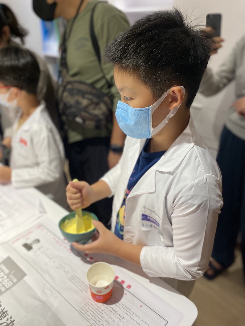 2022小小牙醫營-傳統矯正印模及石膏灌模體驗活動花絮-2-楊念珊醫師-台中-牙齒矯正醫師