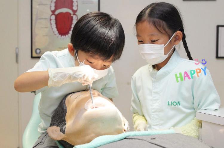 2022小小牙醫營-體驗活動示意圖-楊念珊醫師-台中-牙齒矯正醫師